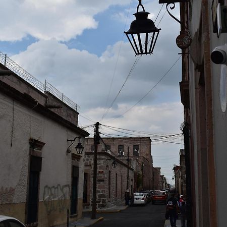 El Suburbio - Serapio Rendon Morelia Eksteriør bilde