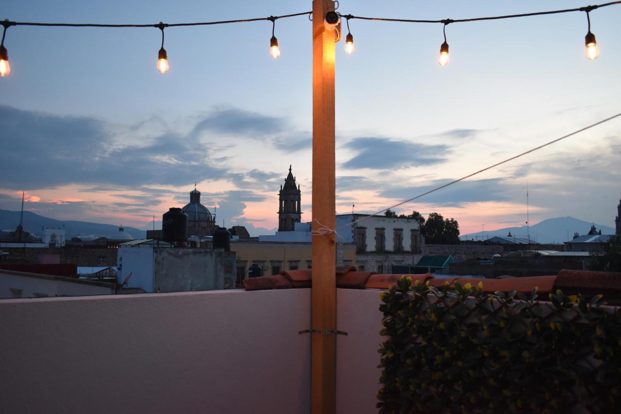 El Suburbio - Serapio Rendon Morelia Eksteriør bilde