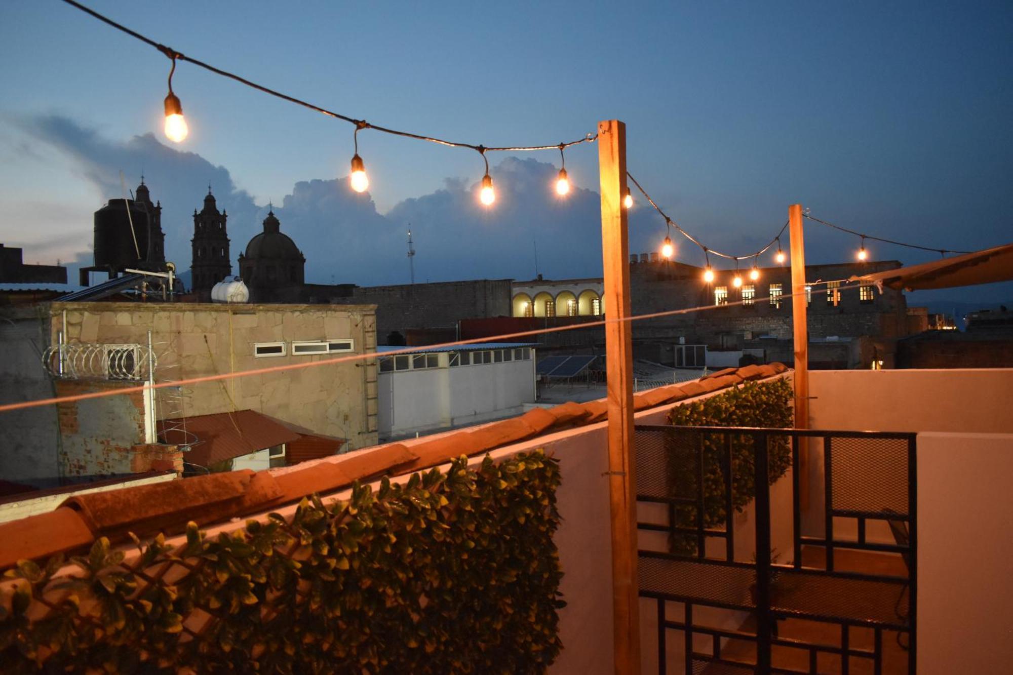 El Suburbio - Serapio Rendon Morelia Eksteriør bilde