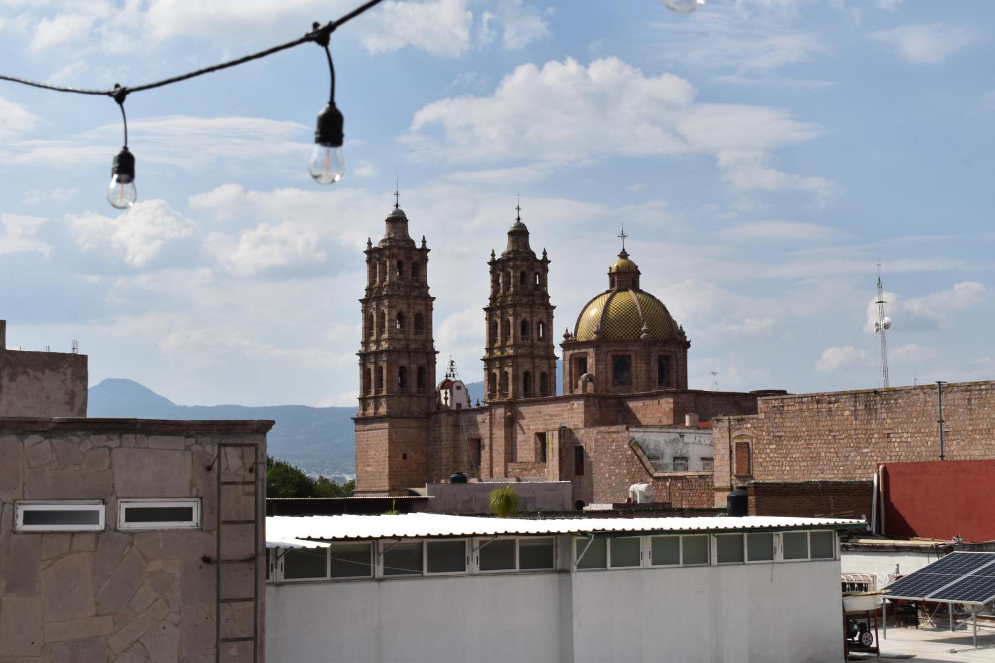 El Suburbio - Serapio Rendon Morelia Eksteriør bilde